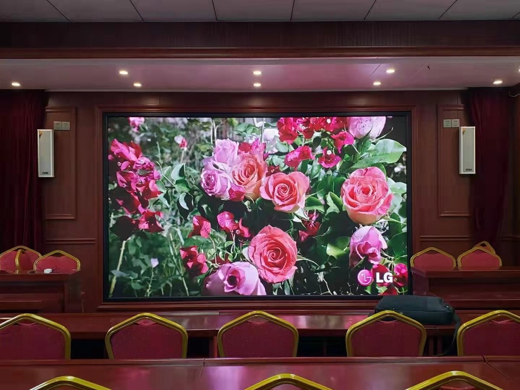 HD Iklan Indoor LED Display Screen Full Color 16bit Kecerahan